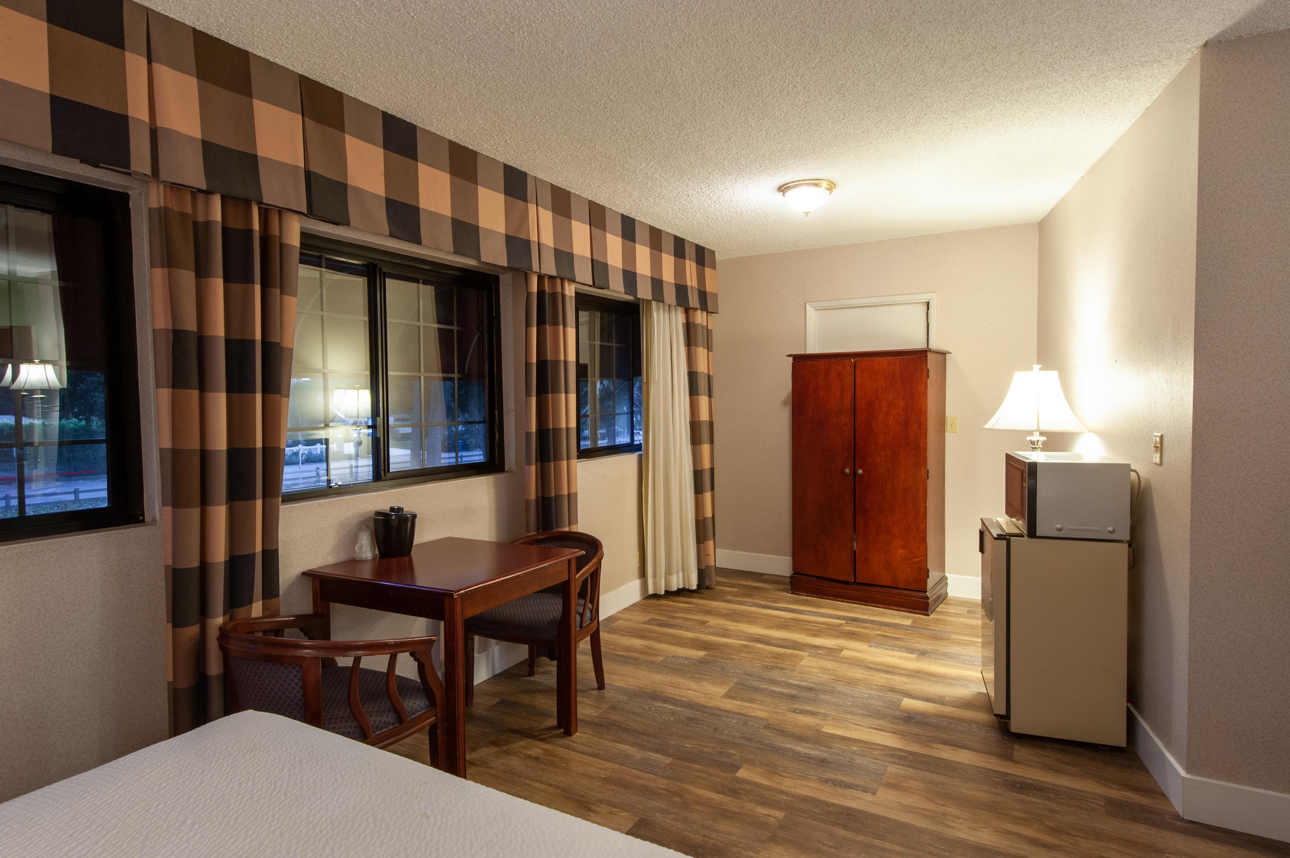 Studio City Court Yard Hotel Kamer foto